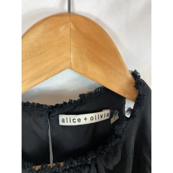 ALICE + OLIVIA 'IDALLA' RUFFLE COLD SHOULDER SILK CHIFFON TOP XS - Picture 3 of 5